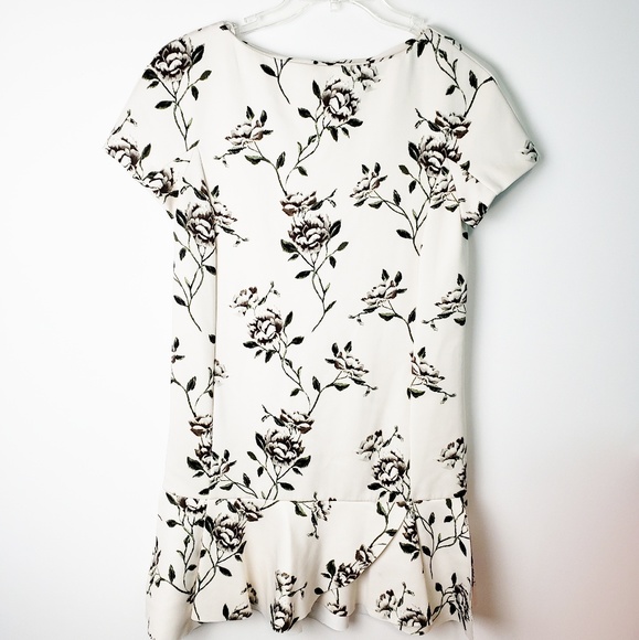 Zara Dresses & Skirts - Zara Basics Foral Print Dress Size M